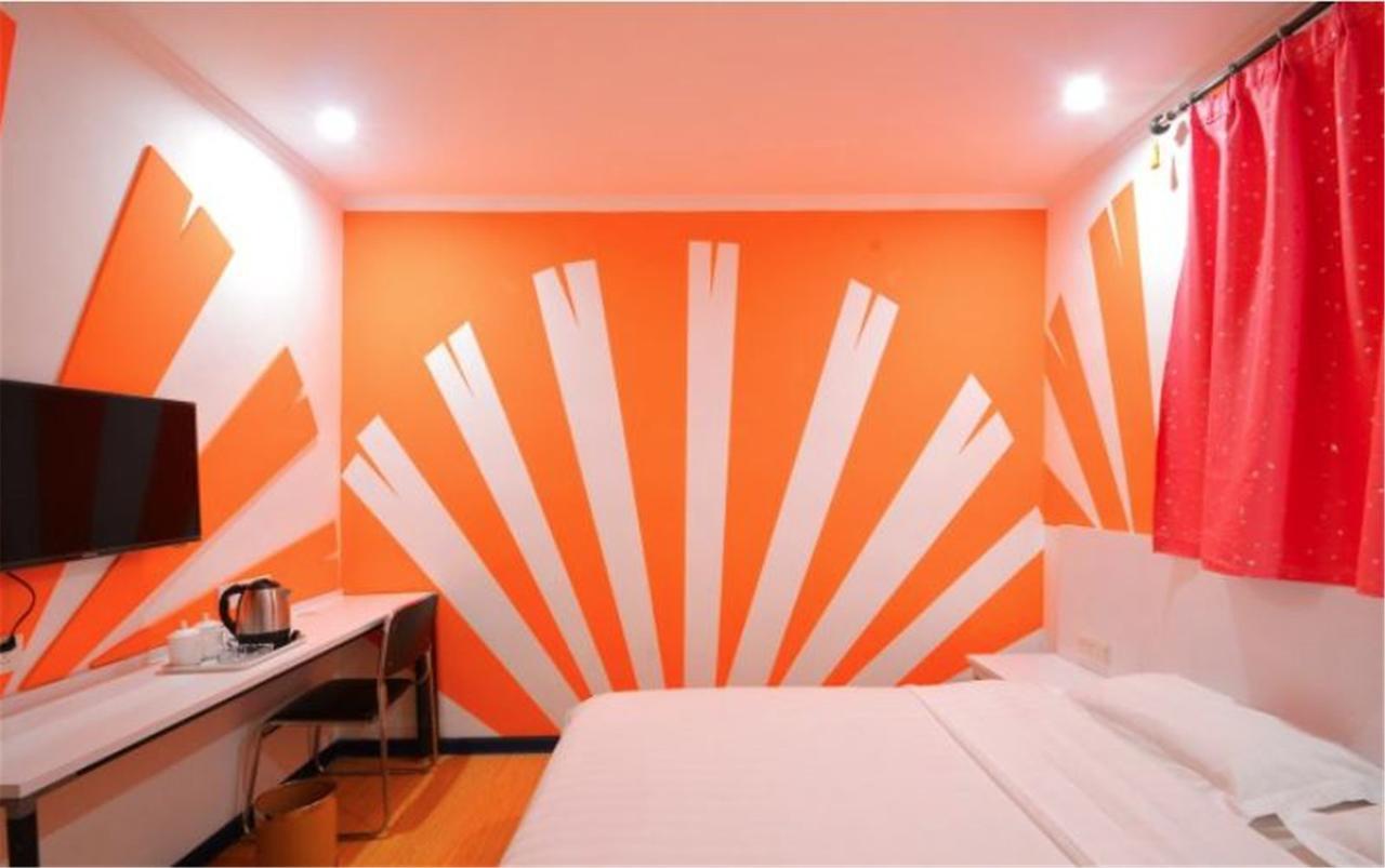 Jinkailai Business Hotel Qingdao Beer Street Εξωτερικό φωτογραφία